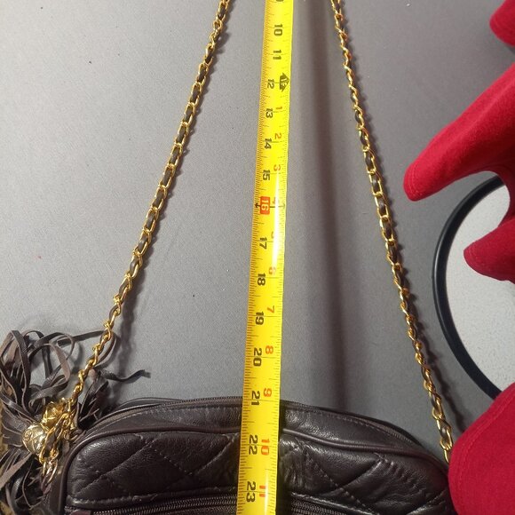 Quilted Brown Leather Shoulder Bag – Tassel & Chain Strap - Picture 16 of 16